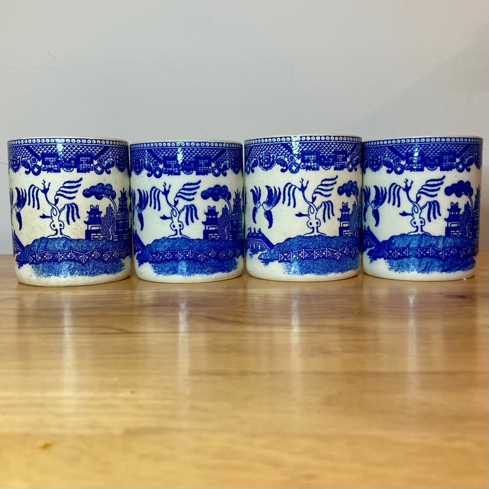 Lot of 4 Blue Willow Coffee Cups Mugs Japan Vintage - Picture 13 of 15